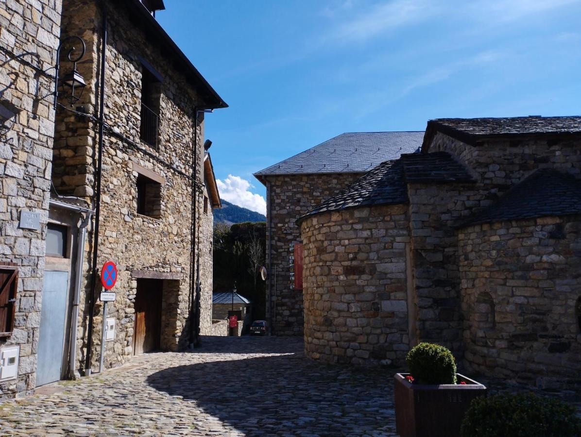 Esqui, Aigueestortes Y Boi-Tauell A Tus Pies En Ebrehogar Pla de l'Ermita Bagian luar foto